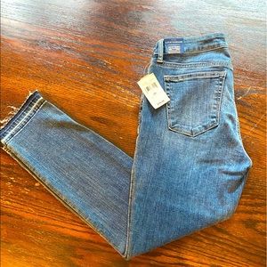 Lucky Brand women’s size 8/29 Ankle/Cheville jeans
